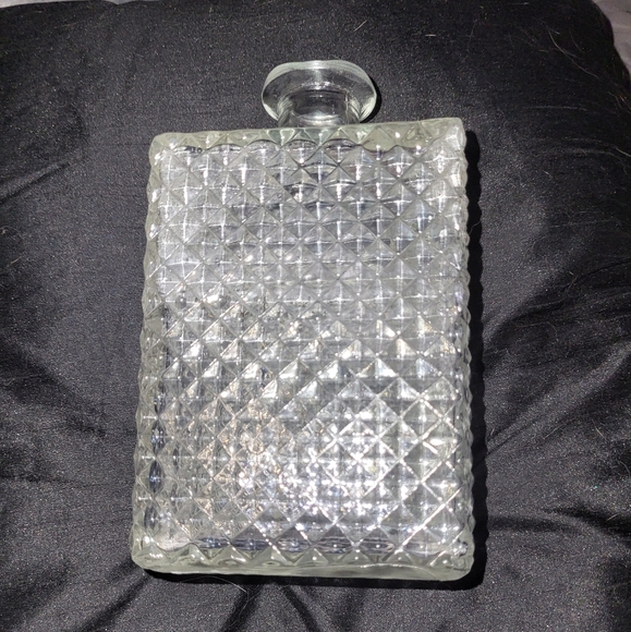 Vintage Prohibition Liquor Decanter - Picture 2 of 5